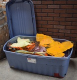 Large Plastic Tote Full of Wire Frame Butterfly's