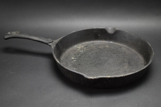 10in Cast Iron Skillet