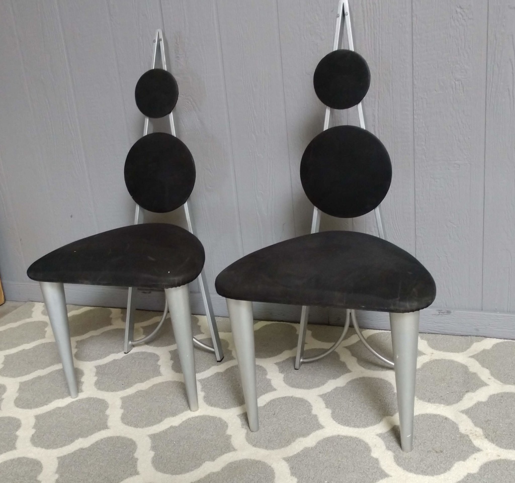 Lot 2 Modern Dining Room Chairs Proxibid Auctions 2 Modern Dining Room Chairs
