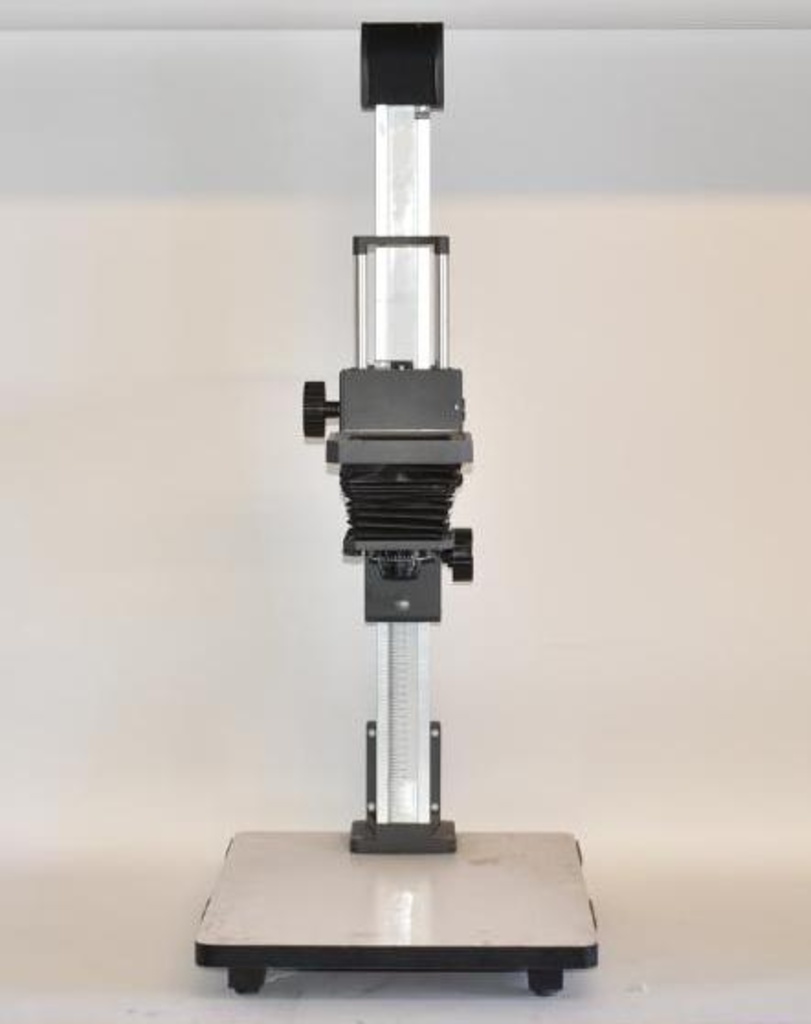 Vintage Polaroid MP4 Land Camera Enlarger With Base | Online Auctions |  Proxibid