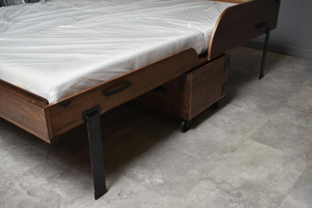 Lot New Huron Rolling Queen Storage Murphy Bed With Mattress New Huron Rolling Queen Storage Murphy Bed With Mattress
