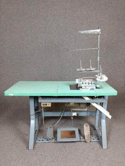 Juki MO 2500 Commercial Sewing Machine