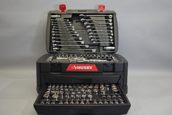 Husky 268pc Mechanics Tool Set