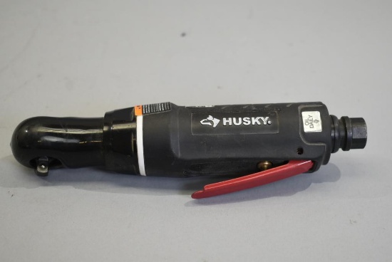 Husky Pneumatic 1/4in Ratchet Wrench
