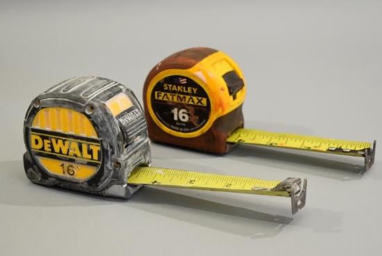 2 16ft Tape Measures