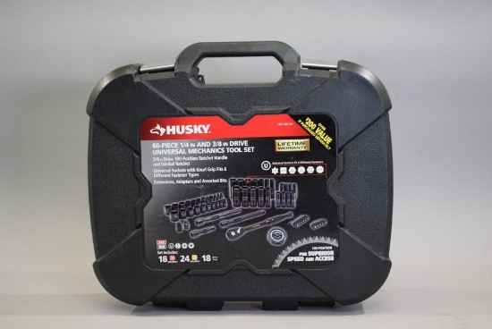 Husky 60-Piece 1/4in & 3/8in Drive Universal Mechanics Tool Set