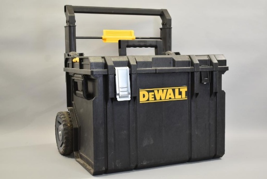 Dewalt Rolling Tool Box