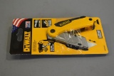Dewalt Folding Retractable Knife