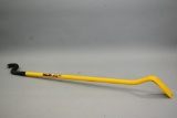 Dewalt Multi-Functional Utility Bar