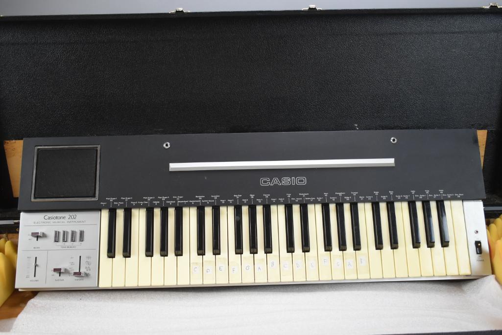 Casio Casiotone 202 Electric Analog Keyboard / | Proxibid