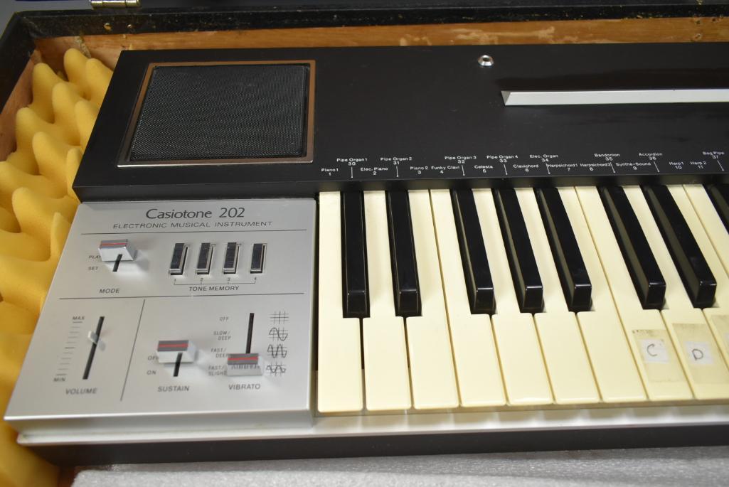 Casio Casiotone 202 Electric Analog Keyboard / | Proxibid