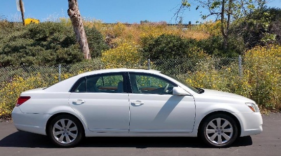 2005 Toyota Avalon