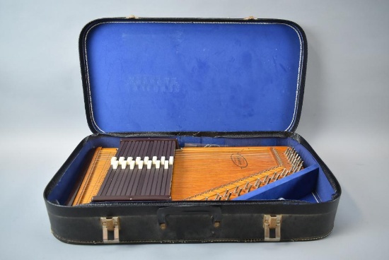 Silvertone Autoharp With Carrying Case