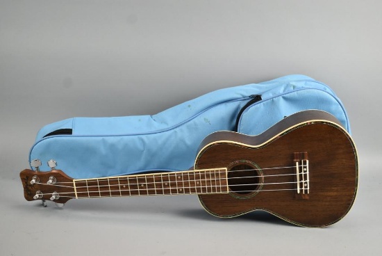 Kohala Ukulele With Carrying Case