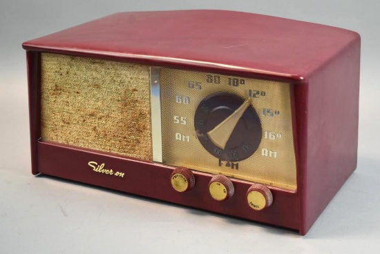 Vintage Silvertone Radio