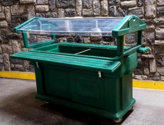 CAMBRO Green 6ft x 24in Roll Around Salad Bar W/ Tray Rails