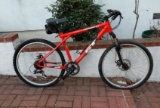 GT Avalanche 3.0 Mens Mountain Bike