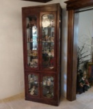 Thomasville Mystique Curio Cabinet