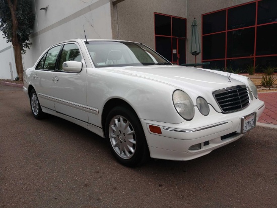 2001 Mercedes-Benz E-Class E320