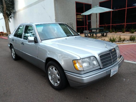 1995 Mercedes-Benz E-Class Passenger Car