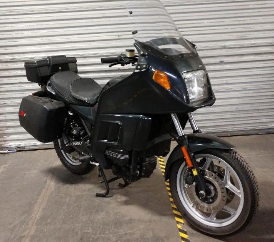 1991 BMW K75 RT Motorcycle