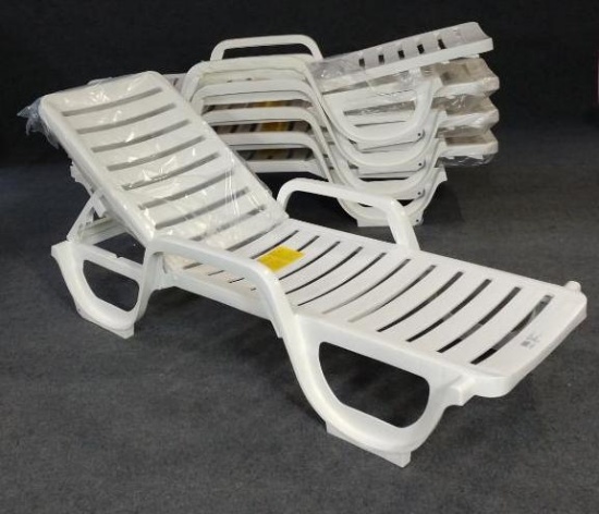 5 NEW Bahia Plastic Lounge Chairs