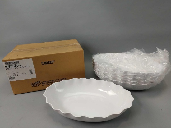 1 NEW Case Of Cambro Showfest Oval Serving Trays
