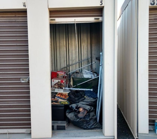 The Entire Contents Of A 4ft x 4ft x 8ft Storage Unit - Door 21B-5