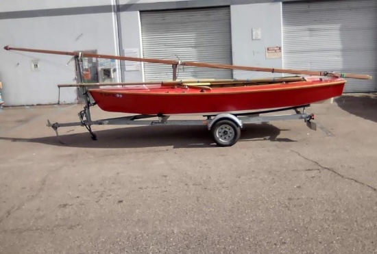 1958 19ft Lightning Racing Sail Boat With Trailer