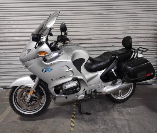 2002 BMW R1150RT Motorcycle