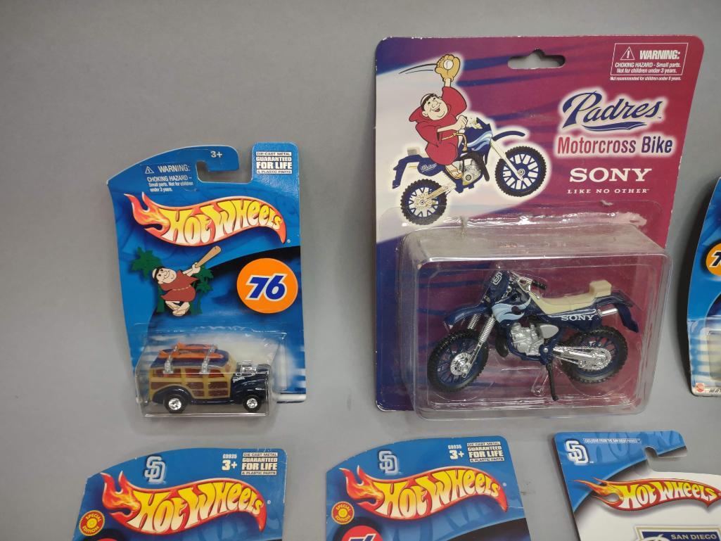 7 Collectible San Diego Padres Hot Wheels Die | Proxibid
