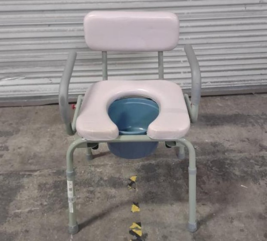Medical Raised Homecare Commode and Safety Frame