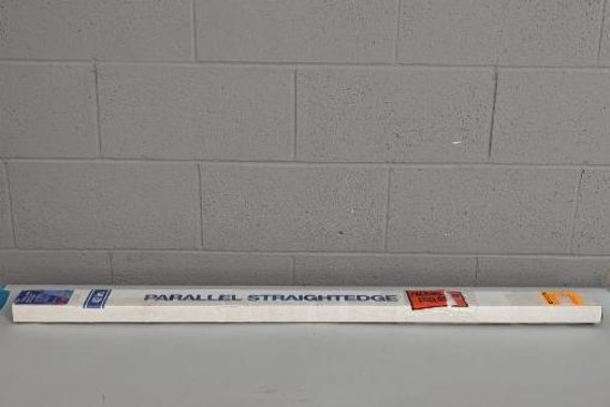 Parallel Straitedge