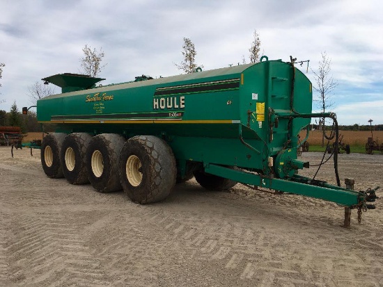 2001 Houle 9,500-gallon quad axle tanker spreader; rear discharge; PTO pump; 6-shank injector bar;