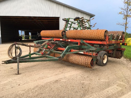 Brillion 360 30ft flat fold cultimulcher; scrapers; solid roll; light kit; s/n NA.