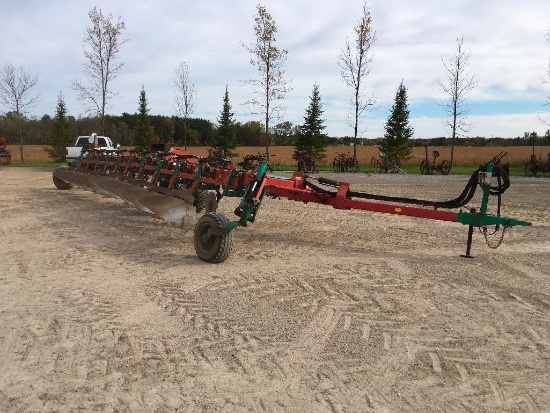 Kverneland DA-100-9 10-bottom on land hitch plow; ASR; variable width; coulters & cover boards; s/n