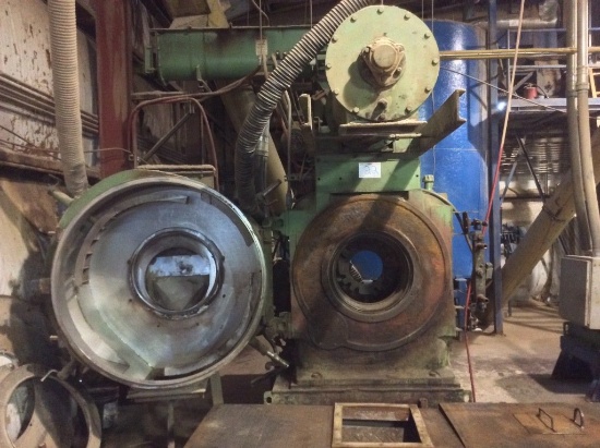 California Pellet Mill Co. 7932-5 pellet mill; 500 hp. motor w/ 18 x 8.5 co
