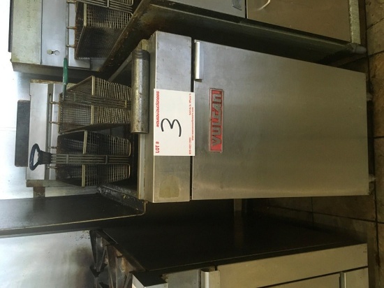 Vulcan Mod. LG30 natural gas deep fryer; s/n DV-104169 HB.