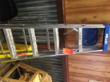 Keller 5' aluminum step ladder.