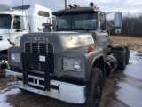 1981 Mack R686ST tandem axle truck tractor; Mack 300; Hi-Lo trans.; good ru