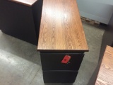 Commercial 2-drawer Universal file cabinet.