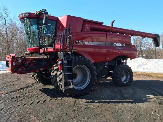 2010 Case IH 8120 Axial-Flow combine; CHA; 620/70R42 front duals; 600/65R28 rear tires; AFS; Pro 600