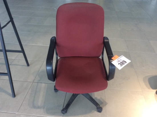 Red desk chair w/ arms.