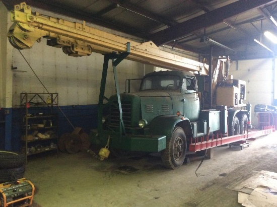 Bucyrus Erie H5 15-ton hydraulic truck crane w/ jib; Ford 223 6 cyl. gas engine; s/n 125051 on 1963