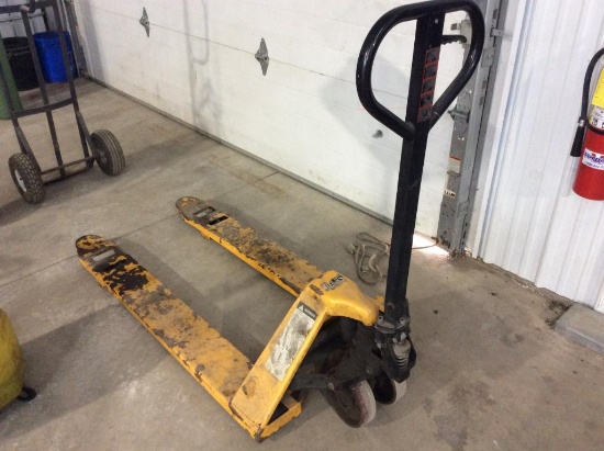 U-Line H1043 pallet jack.