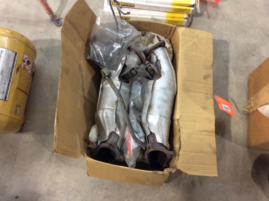 2009 Nissan GTR Twin Catalytic converter.
