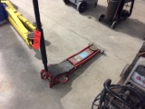 Low profile 2-ton hydraulic jack.