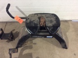 Reese 5th wheel hitch.