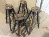 4-Omega 10-ton trailer jack stands.