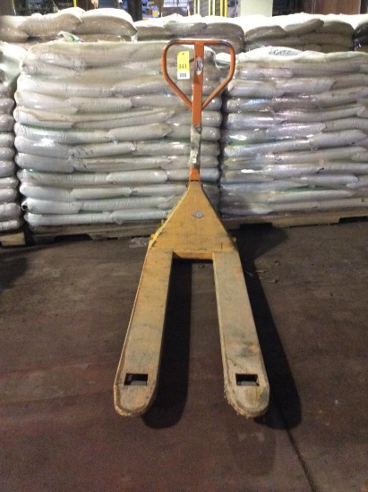 King pallet jack.